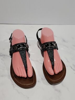GBG LOS ANGELES Stylish Black & Gray Sandals